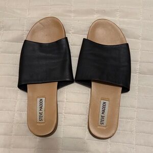 Steve Madden Black Sandals